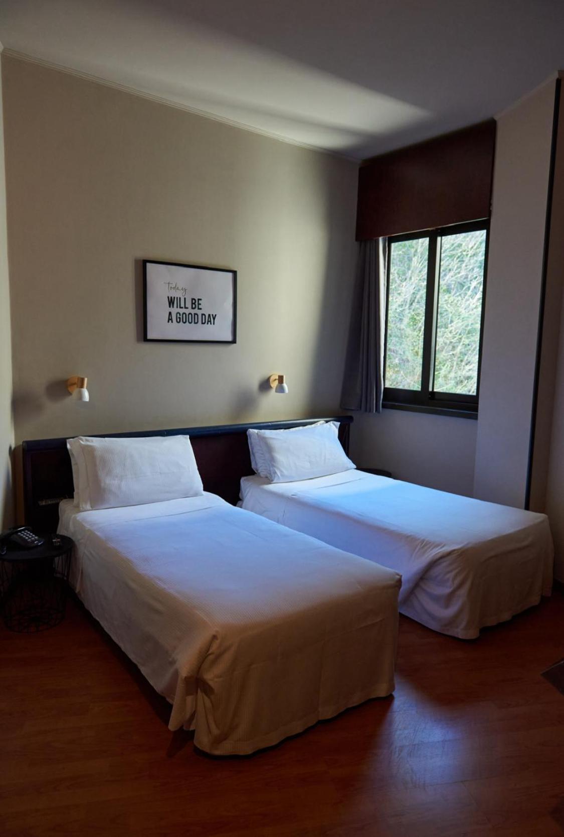 Hotel Concorde Arona Bagian luar foto